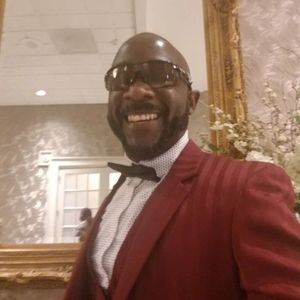 Meet your Posher, Abel